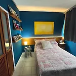 Studio Blue Vidigal Com Closet Amplo, Paz E Estilo
